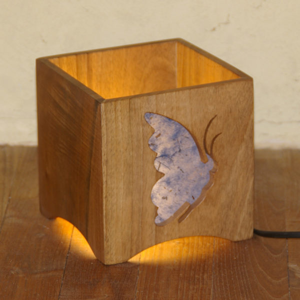 Lampe à poser papillon bois massif artisanat français