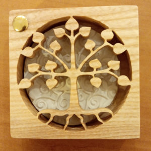 Boîte diffuseur d'huiles essentielles motif "Arbre de vie"