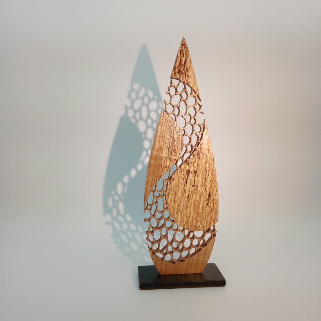 Frêne échauffé-Dentelle de Bois- Sculpture contemporaine